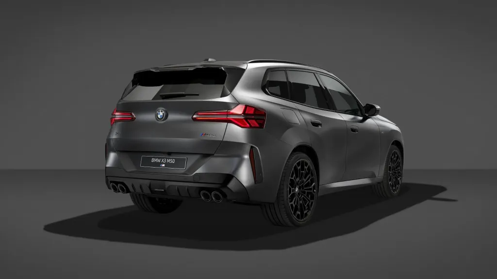 BMW X3 M50 xDrive Black Package