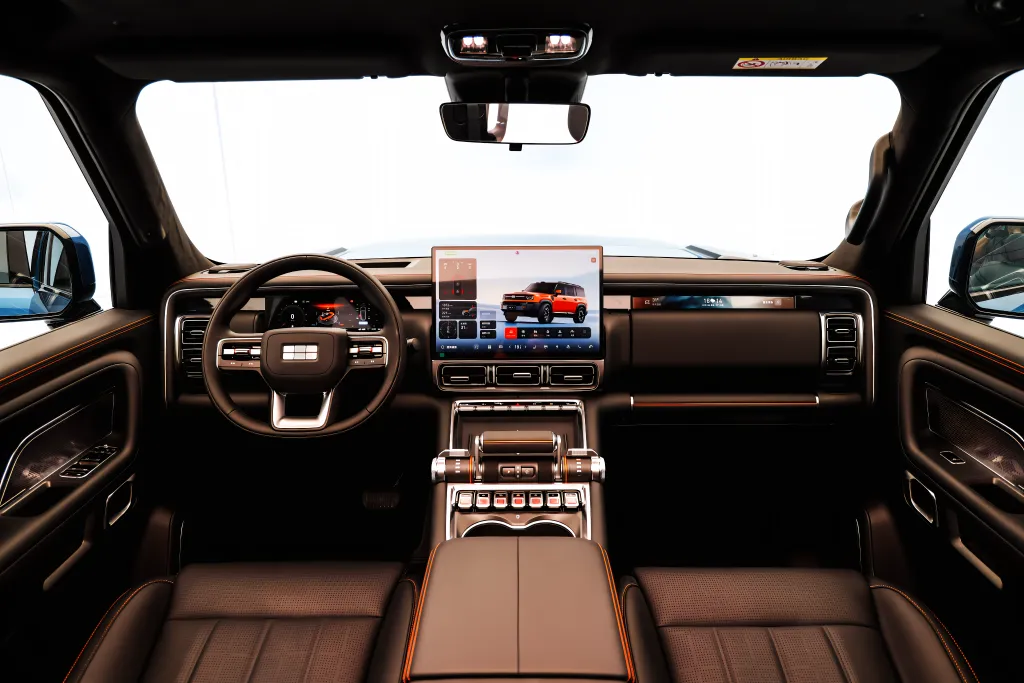 Geely Zhanjian 700 (Battleship 700)