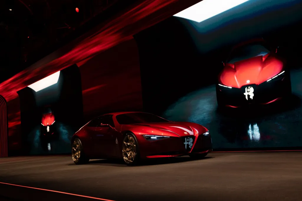 Alfa Romeo Cuorerosso: четырёхдверный концепт с силуэтом купе — фото 22