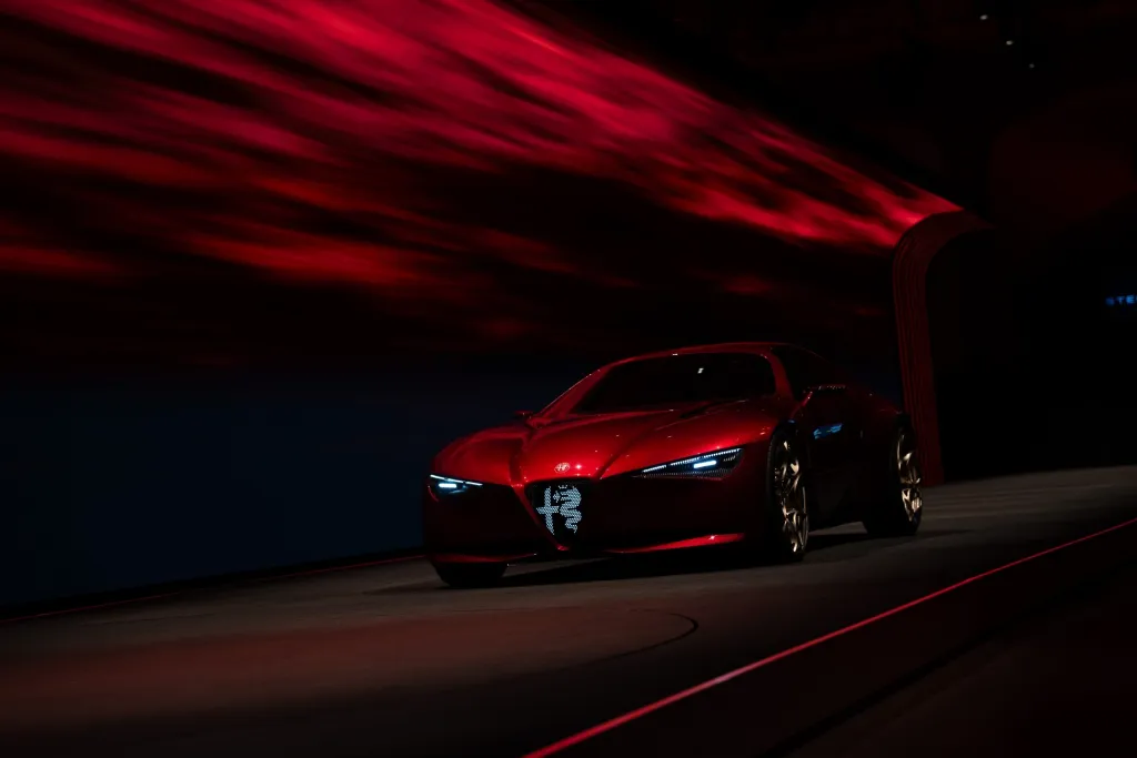 Alfa Romeo Cuorerosso: четырёхдверный концепт с силуэтом купе — фото 25