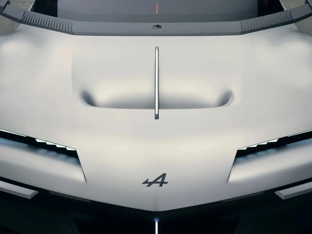 Alpine A310 Vision дебютировал в Париже: ретрокупе на платформе APP — фото 7