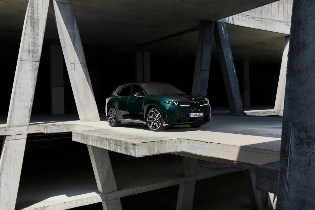 BMW iX3 M60 xDrive представлен: 3,9 секунды до 100 км/ч и до 754 км по WLTP — фото 27