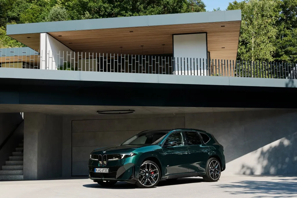 BMW iX3 M60 xDrive представлен: 3,9 секунды до 100 км/ч и до 754 км по WLTP — фото 31
