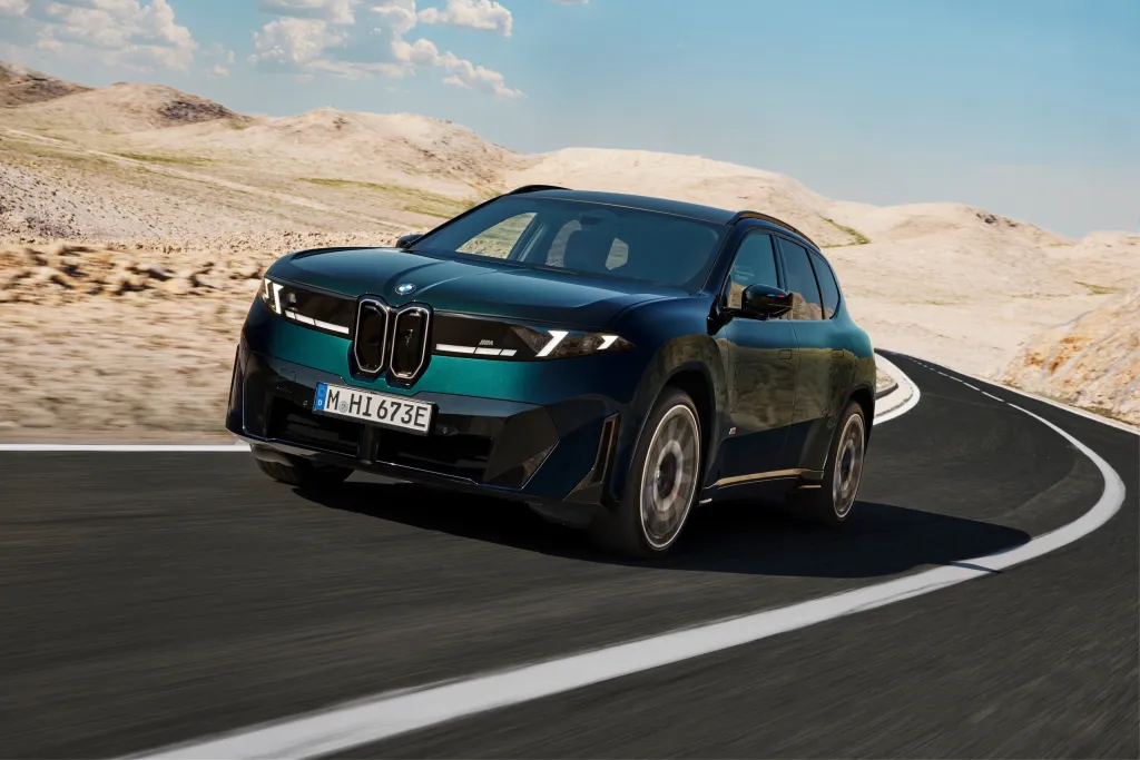 BMW iX3 M60 xDrive представлен: 3,9 секунды до 100 км/ч и до 754 км по WLTP — фото 7