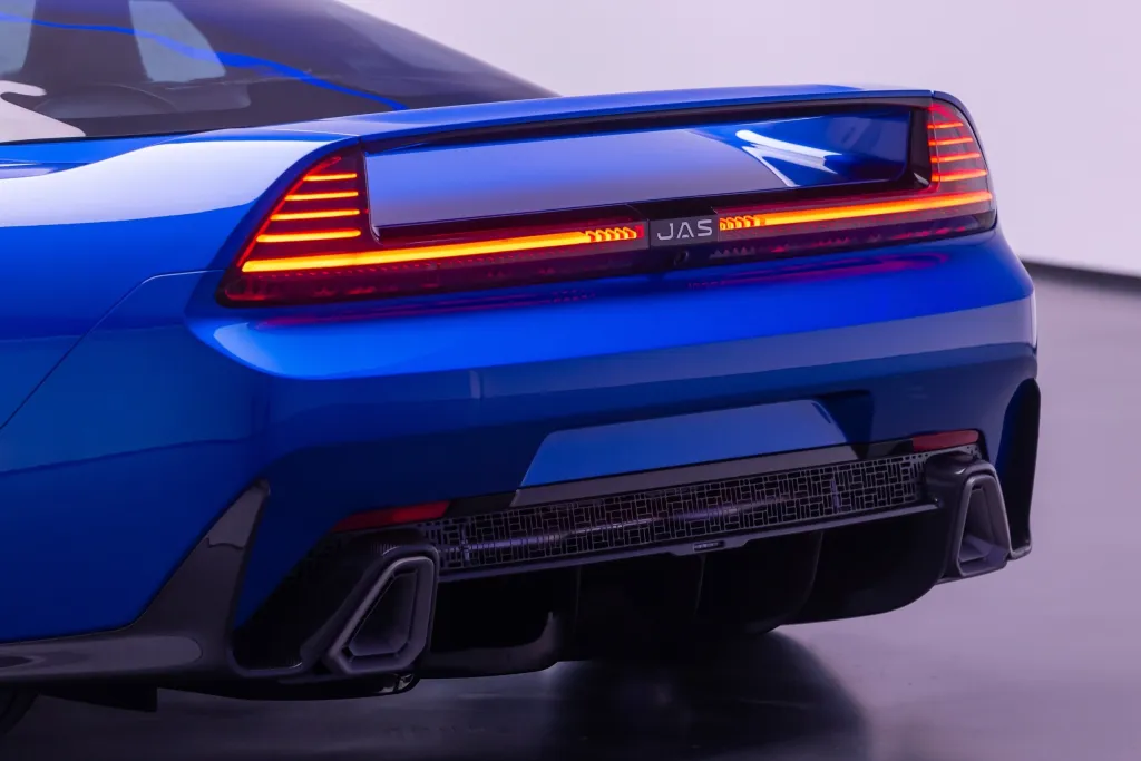 JAS и Pininfarina показали готовый Tensei на базе Honda NSX: всего 35 машин — фото 15