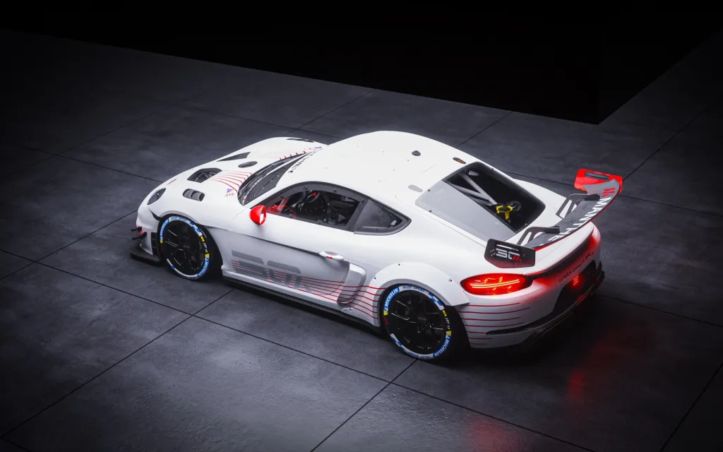 Porsche довела долю в Manthey Racing до 67% к 30-летию компании — фото 4