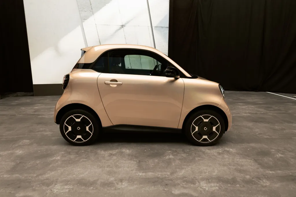 Smart #2 дебютировал: двухместный электромобиль от 19 990 евро — фото 16