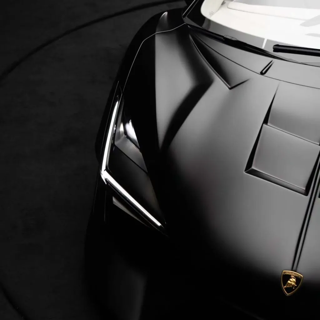 Venuum Lamborghini Revuelto:  Voltoro V1