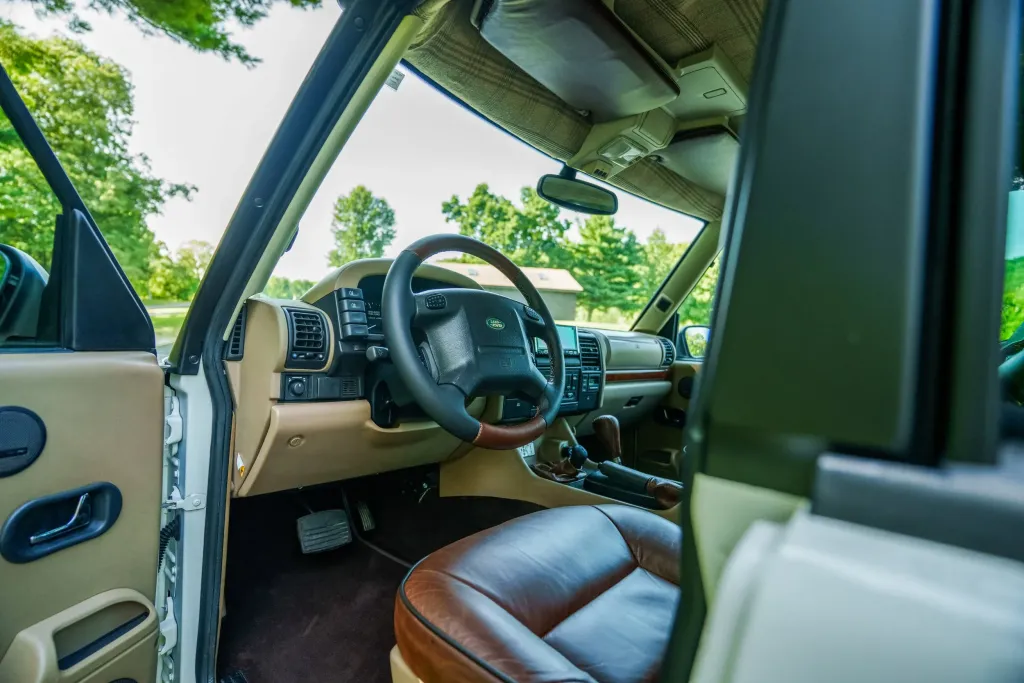 Legacy Overland: Land Rover Discovery II Project Ernie
